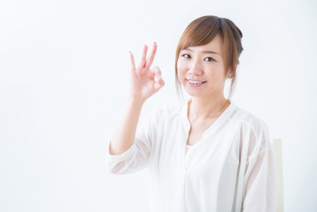 オーケーの女性